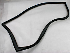 Używany, 863845321A NOS Uszczelka bocznej szyby uformowana lewa VW Polo Derby Audi 50 na sprzedaż  PL