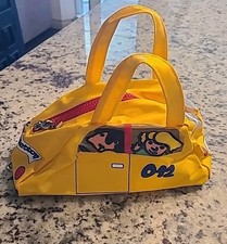 Bolsa lápis vintage United Colors Of Benetton 012 ônibus escolar anos 80 comprar usado Bolsa lápis vintage United Colors Of Benetton 012 ônibus escolar anos 80 comprar usado  Enviando para Brazil