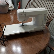 Singer 132q featherweight for sale  Telford