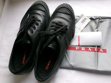 Prada sneakers lace d'occasion  Combeaufontaine