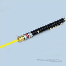 Puntatore laser giallo usato  Spedire a Italy