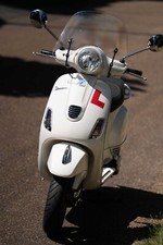Vespa 125 for sale  EPSOM