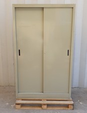 Armadio metallo ripiani usato  Ardea