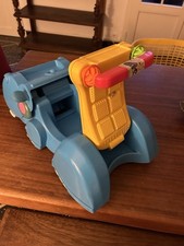 Trotteur enfant fisher d'occasion  Rillieux-la-Pape