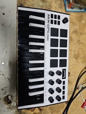 Controlador de teclado e pad Akai MPK Mini MK3 comprar usado  Enviando para Brazil