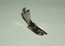 Piedino orlatore macchina usato  Manerbio