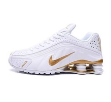 Scarpe nike shox usato Scarpe nike shox usato  Spedire a Italy