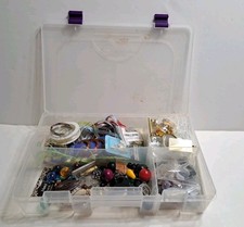 Box assorted jewlery for sale  Matthews