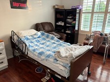 Full electric bed for sale  Bloomingdale