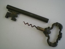 Tire bouchon bronze d'occasion Tire bouchon bronze d'occasion  Istres