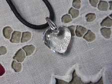 Collier pendentif petit d'occasion  Chinon