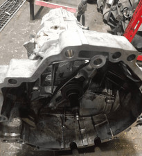 01e300047lx cambio compl. usato 01e300047lx cambio compl. usato  Italia