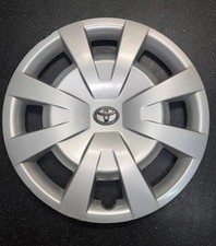 toyota avensis hubcaps for sale toyota avensis hubcaps for sale BRADFORD