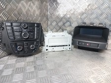 Vauxhall astra radio for sale  WEST BROMWICH