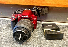 Câmera Digital SLR Nikon D3200 24.2 MP Vermelha com Lente AF-S DX VR 18-55mm, usado comprar usado  Enviando para Brazil
