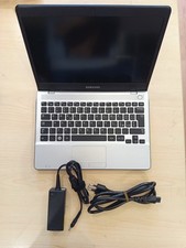 Samsung np305u1a windows usato  Roma