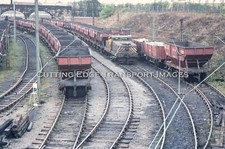 Corrediça ferroviária original: trem elétrico NCB Harton 1982 vagões 50/537/29 comprar usado  Enviando para Brazil
