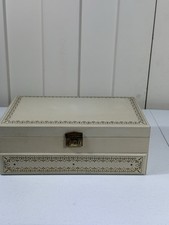Vintage jewelry box for sale  Indianola