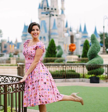Disney The Dress Shop Vestido Feminino Pequeno Rosa Retrô Swing Dress AOP Filhotes comprar usado Disney The Dress Shop Vestido Feminino Pequeno Rosa Retrô Swing Dress AOP Filhotes comprar usado  Enviando para Brazil