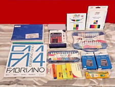 Materiale cancelleria scolasti usato Materiale cancelleria scolasti usato  Brindisi
