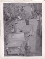 Foto instantânea original JEEP & TRAILER em LCM LANDING CRAFT 1950 KOREAN WAR 871c comprar usado  Enviando para Brazil