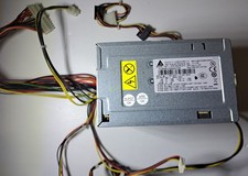 Alimentatore delta electronics usato  Conversano