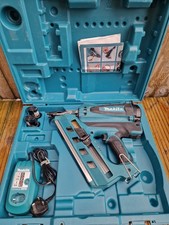 Makita gn900se 7.2v for sale Makita gn900se 7.2v for sale  FOLKESTONE