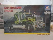 Italeri western star d'occasion  Saint-Sorlin-en-Valloire