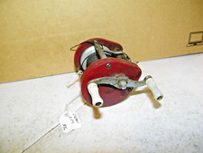 Usado, Molinete de pesca vintage Ocean City isca vermelha. Funciona. comprar usado  Enviando para Brazil