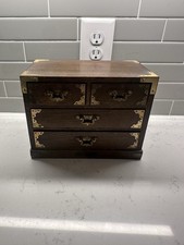 Vintage layers large for sale  Lebanon