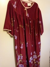 Vintage zip housecoat for sale Vintage zip housecoat for sale  SANDY