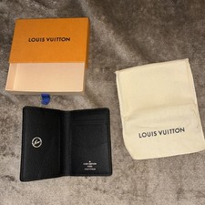 Estojo de cartão Louis Vuitton × Fragment monograma eclipse preto prata M61696 Fujiwara, usado comprar usado  Enviando para Brazil