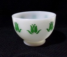 TIGELA DE VIDRO VINTAGE FIRE KING FORNO WARE VERDE TULIPA COTTAGE QUEIJO/CREME AZEDO comprar usado  Enviando para Brazil