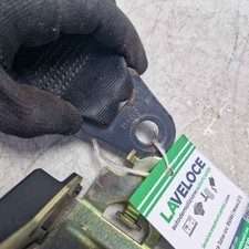 Cintura sicurezza pretensionat usato  Mineo
