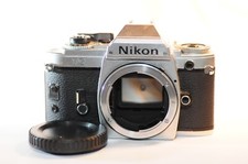 Cámara Nikon FG Chrome 35mm Película Analógica SLR SOLO PIEZAS faltan piezas SIN DEVOLUCIÓN segunda mano  Embacar hacia Mexico