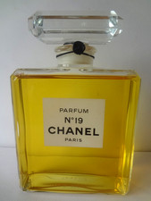 Flacon parfum geant d'occasion  Montbéliard