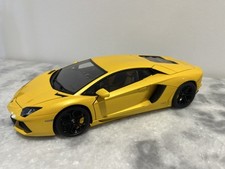 Autoart Lamborghini Aventador 1:18 Giallo Orion Seriennummer 286 comprar usado  Enviando para Brazil
