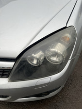 Vauxhall astra headlight for sale  MANCHESTER