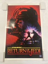 POSTER DE FILME PERFEITO ESTADO 1993 STAR WARS RETORNO DO ANIVERSÁRIO DE JEDI KILIAN 27x41 comprar usado POSTER DE FILME PERFEITO ESTADO 1993 STAR WARS RETORNO DO ANIVERSÁRIO DE JEDI KILIAN 27x41 comprar usado  Enviando para Brazil