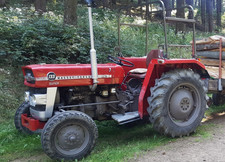 Traktor massey ferguson gebraucht kaufen  Betteldorf, Densborn, Pelm
