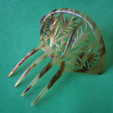 Ancien peigne cheveux d'occasion  Le Chesne