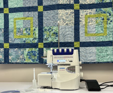 Overlock serger Juki MO-2000QVP / MO-2000 z gwintem powietrza - wysokiej jakości używany, używany na sprzedaż  Wysyłka do Poland