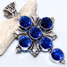 Pendentif croix plaqué d'occasion  Beaune-la-Rolande