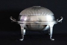 Antigo servidor buffet folheado a prata Roll Top – prato de aquecimento cúpula com pés de garra, usado comprar usado Antigo servidor buffet folheado a prata Roll Top – prato de aquecimento cúpula com pés de garra, usado comprar usado  Enviando para Brazil