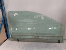 Vitre droit renault d'occasion  L'Horme