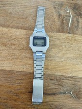 Montre lcd chronograph d'occasion  Lille-