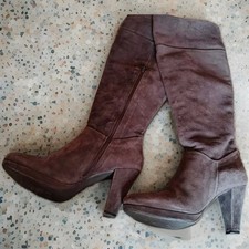 Stivale alto donna usato  Como