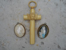 Lot croix berceau d'occasion  Baziège