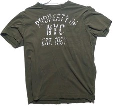 Usado, Camiseta Aéropostale Property of NYC Est 1987 verde oliva Y2K década de 2010 masculina G comprar usado  Enviando para Brazil