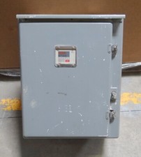 Caja de gabinete no metálica ROBROY N201610RT con placa trasera y panel JVOP-146 segunda mano  Embacar hacia Mexico